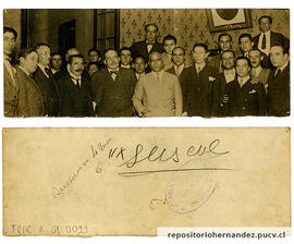 Roberto Hernández con grupo. Recepción en La Unión