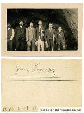 Roberto Hernández, hijo y otros hombres expedición Juan Fernández 3